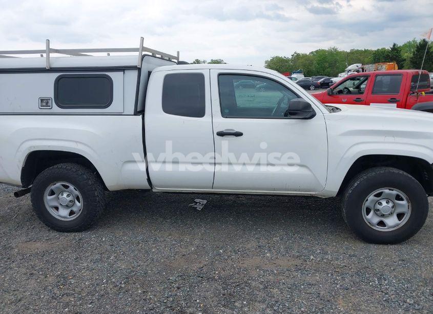 Photo 13 of 2020 Toyota Tacoma SR (VIN 5TFRX5GN6LX169937)
