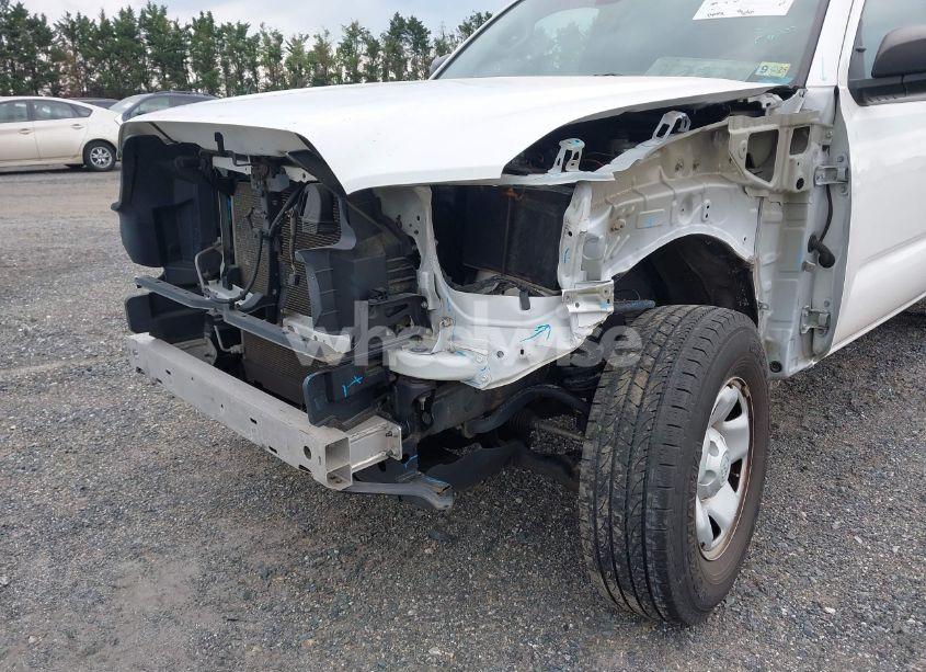 Photo 6 of 2020 Toyota Tacoma SR (VIN 5TFRX5GN6LX169937)