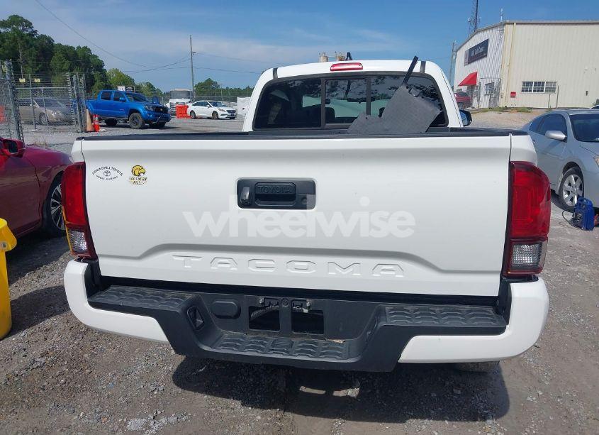 Photo 17 of 2020 Toyota Tacoma SR (VIN 5TFRX5GN6LX172823)