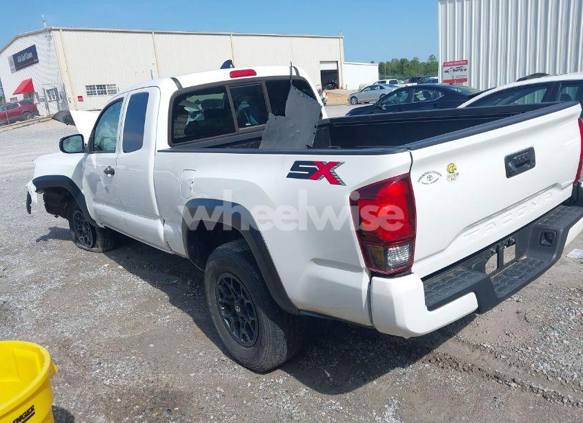 Photo 3 of 2020 Toyota Tacoma SR (VIN 5TFRX5GN6LX172823)