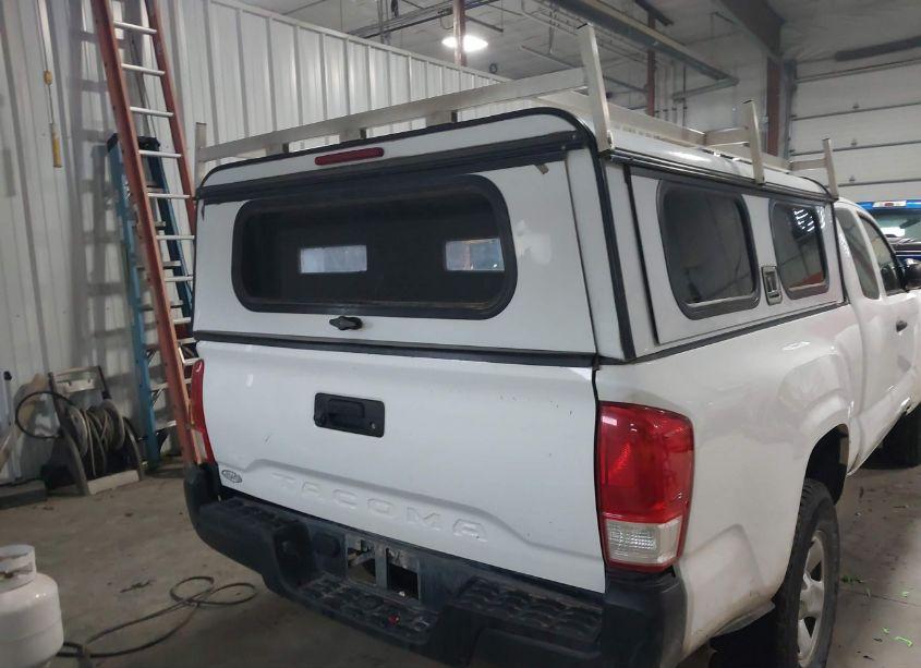 Photo 16 of 2016 Toyota Tacoma SR (VIN 5TFRX5GN7GX064314)