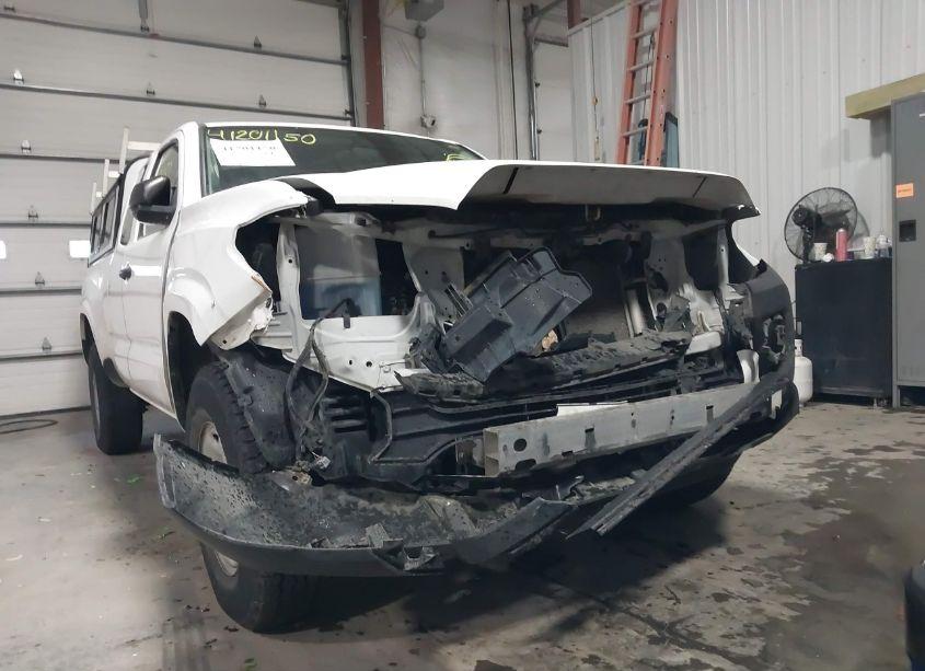 Photo 6 of 2016 Toyota Tacoma SR (VIN 5TFRX5GN7GX064314)