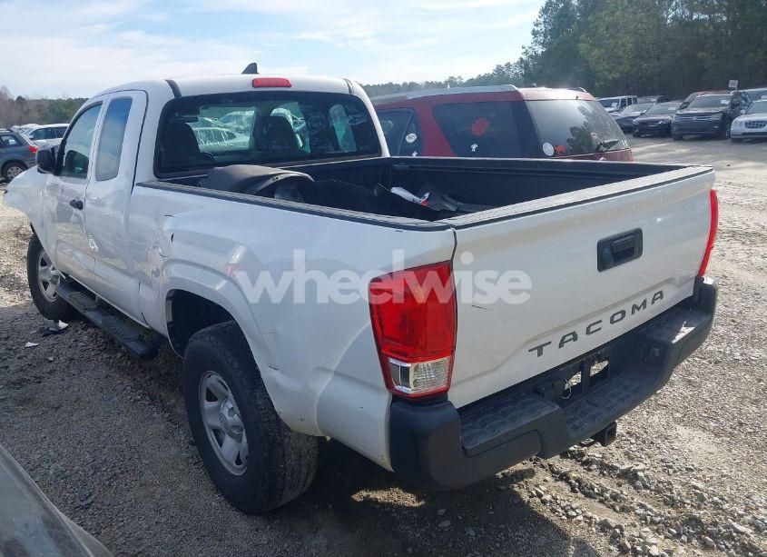 Photo 3 of 2017 Toyota Tacoma SR (VIN 5TFRX5GN7HX100956)