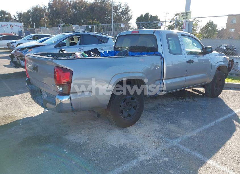 Photo 4 of 2018 Toyota Tacoma SR (VIN 5TFRX5GN7JX106195)