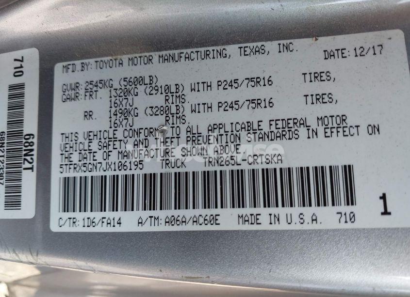 Photo 9 of 2018 Toyota Tacoma SR (VIN 5TFRX5GN7JX106195)