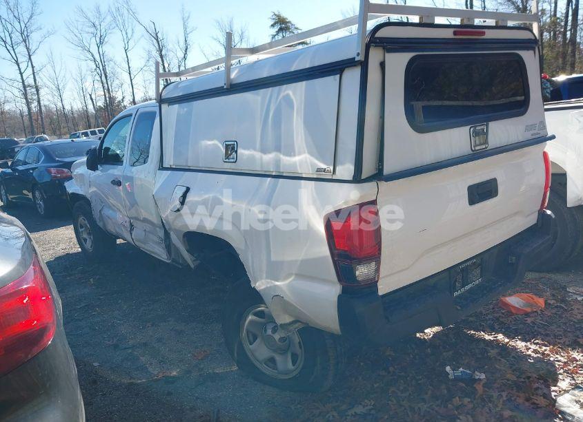 Photo 3 of 2018 Toyota Tacoma SR (VIN 5TFRX5GN7JX118914)