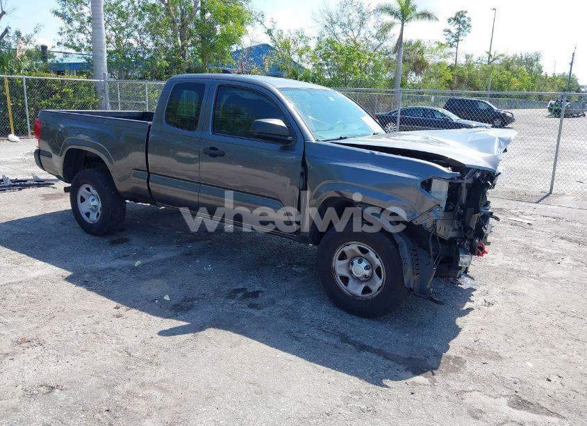 2016 Toyota Tacoma SR (VIN 5TFRX5GN8GX062166) main photo