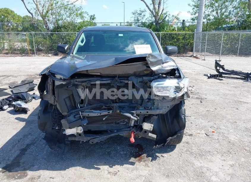 Photo 13 of 2016 Toyota Tacoma SR (VIN 5TFRX5GN8GX062166)