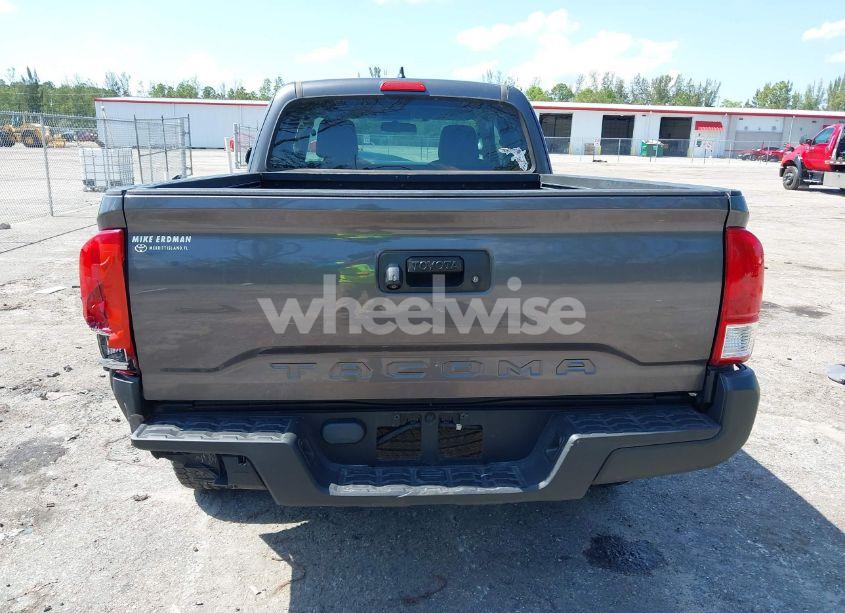 Photo 17 of 2016 Toyota Tacoma SR (VIN 5TFRX5GN8GX062166)