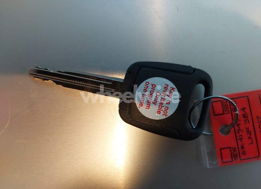 Photo 11 of 2017 Toyota Tacoma SR5 (VIN 5TFRX5GN8HX077669)