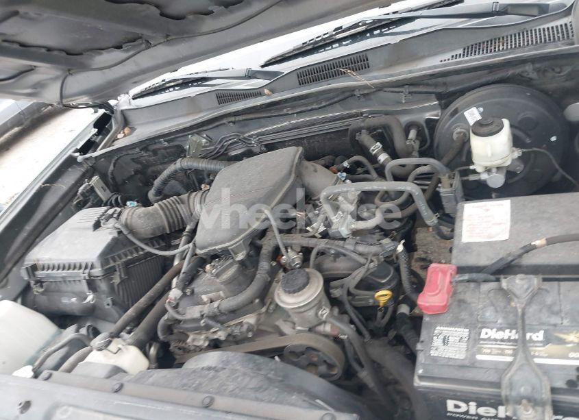 Photo 10 of 2017 Toyota Tacoma SR (VIN 5TFRX5GN8HX097310)