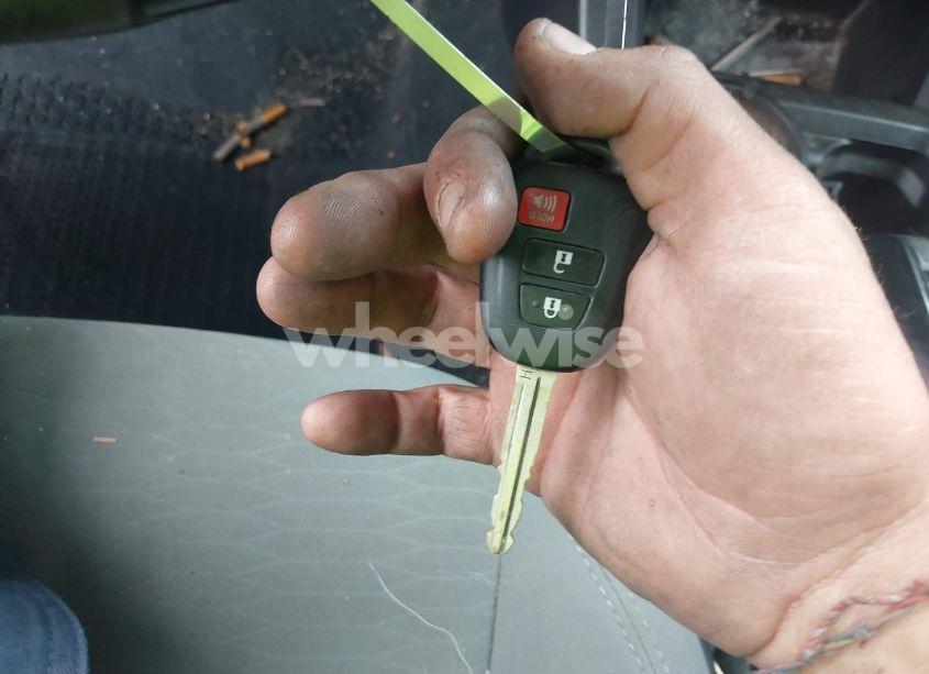 Photo 11 of 2017 Toyota Tacoma SR (VIN 5TFRX5GN8HX097310)