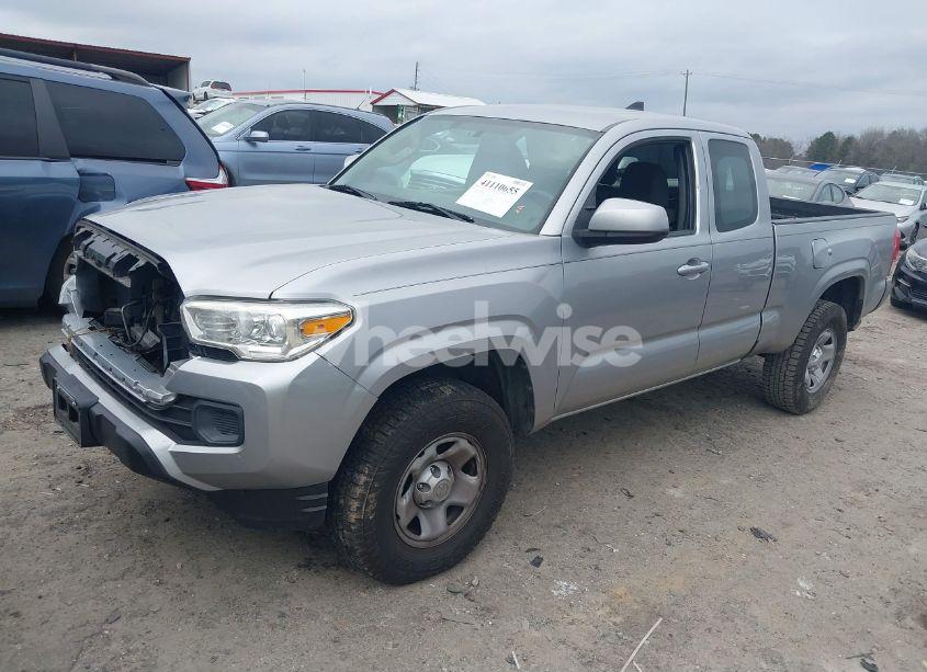 Photo 2 of 2017 Toyota Tacoma SR (VIN 5TFRX5GN8HX097310)