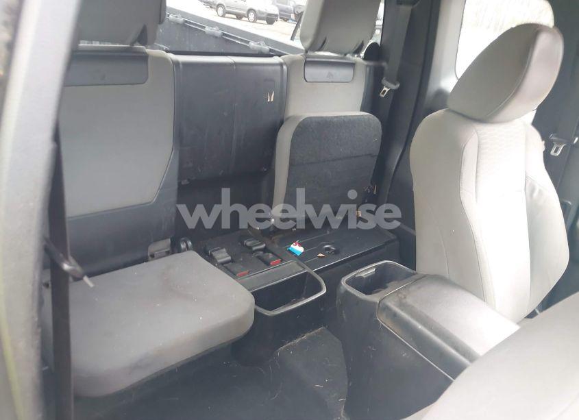 Photo 8 of 2017 Toyota Tacoma SR (VIN 5TFRX5GN8HX097310)