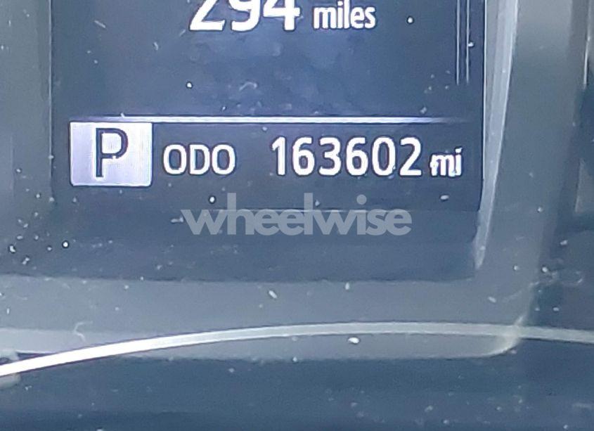 Photo 16 of 2018 Toyota Tacoma SR (VIN 5TFRX5GN8JX104715)