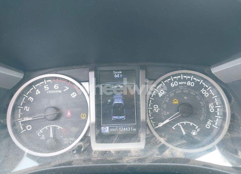 Photo 7 of 2018 Toyota Tacoma SR5 (VIN 5TFRX5GN8JX109283)