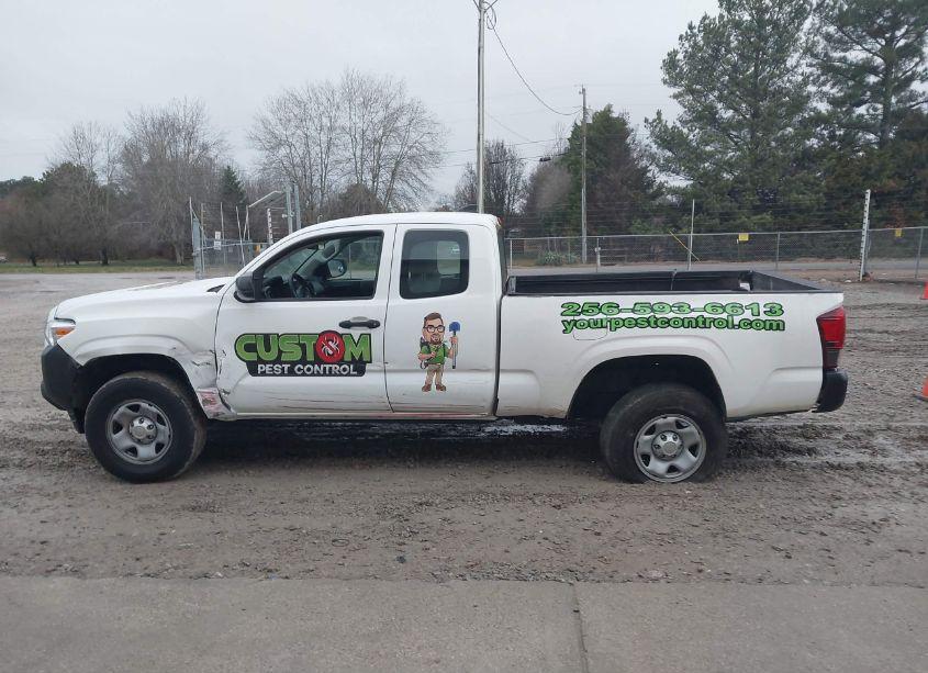 Photo 14 of 2018 Toyota Tacoma SR (VIN 5TFRX5GN8JX119022)