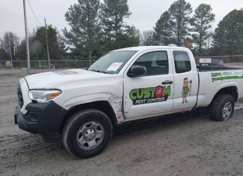 Photo 6 of 2018 Toyota Tacoma SR (VIN 5TFRX5GN8JX119022)