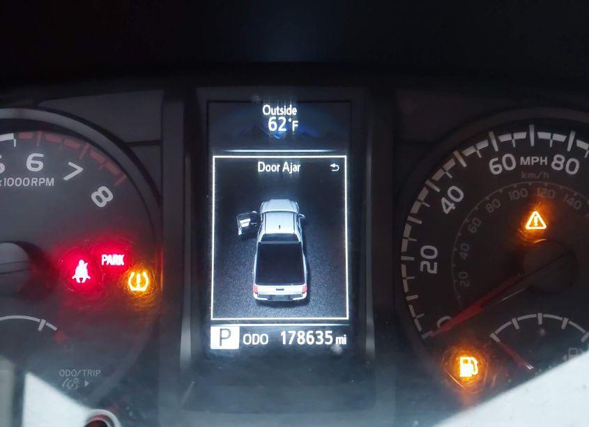 Photo 7 of 2018 Toyota Tacoma SR (VIN 5TFRX5GN8JX119022)