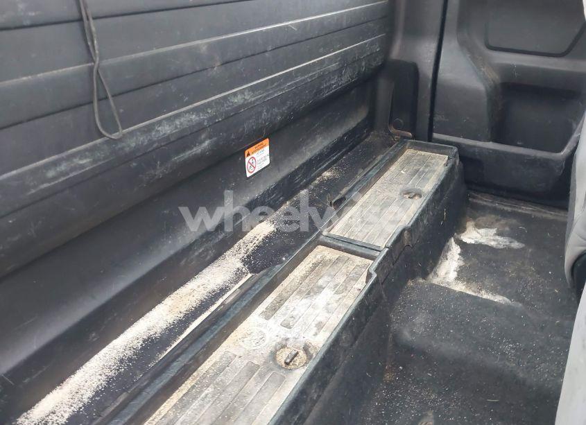 Photo 8 of 2018 Toyota Tacoma SR (VIN 5TFRX5GN9JX114752)