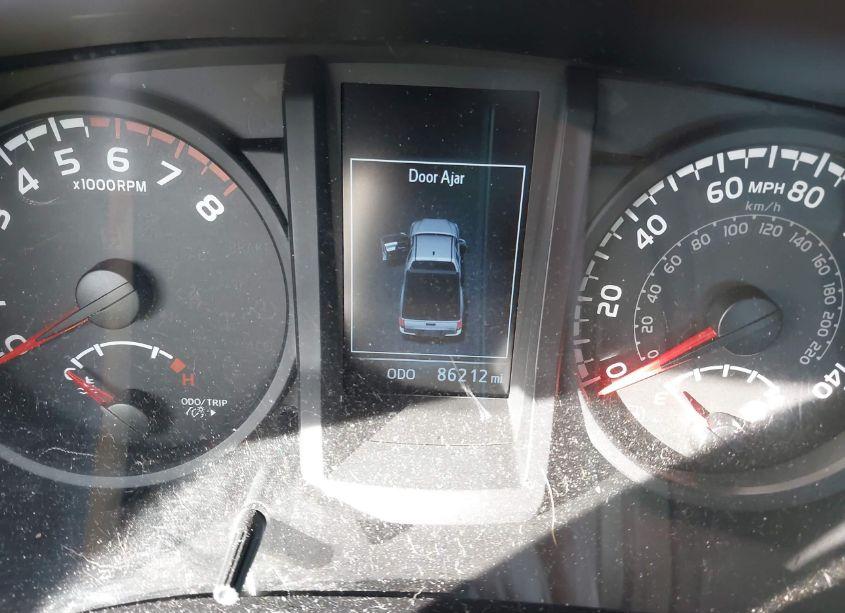 Photo 7 of 2018 Toyota Tacoma SR (VIN 5TFRX5GN9JX125413)