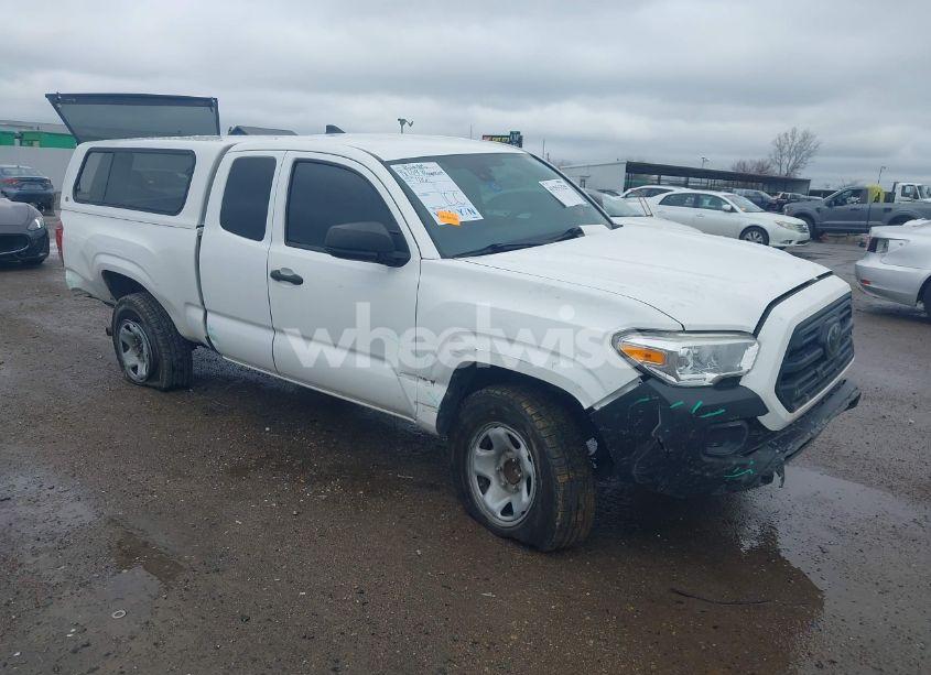 2019 Toyota Tacoma SR (VIN 5TFRX5GN9KX142424) main photo