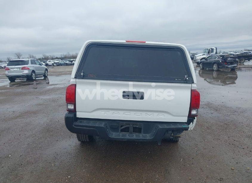 Photo 16 of 2019 Toyota Tacoma SR (VIN 5TFRX5GN9KX142424)