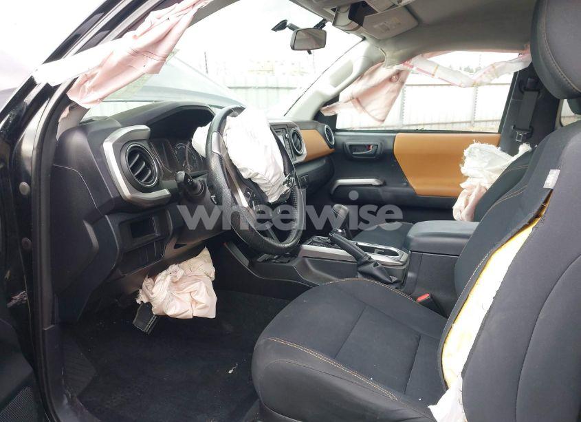 Photo 5 of 2016 Toyota Tacoma SR5 (VIN 5TFRX5GNXGX063187)