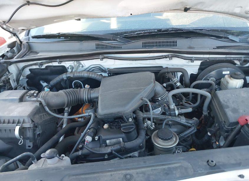 Photo 10 of 2016 Toyota Tacoma SR (VIN 5TFRX5GNXGX070253)