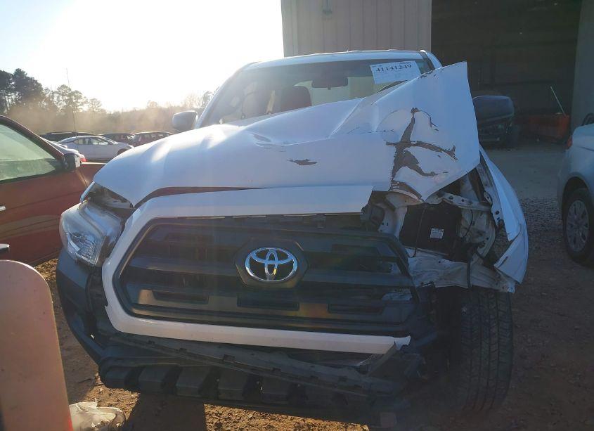 Photo 12 of 2016 Toyota Tacoma SR (VIN 5TFRX5GNXGX070253)