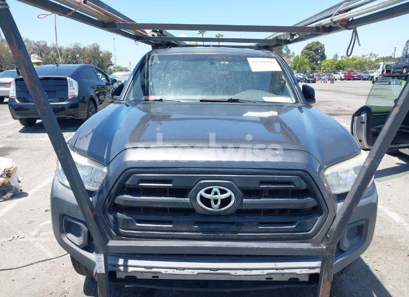 Photo 12 of 2016 Toyota Tacoma SR (VIN 5TFRX5GNXGX071855)