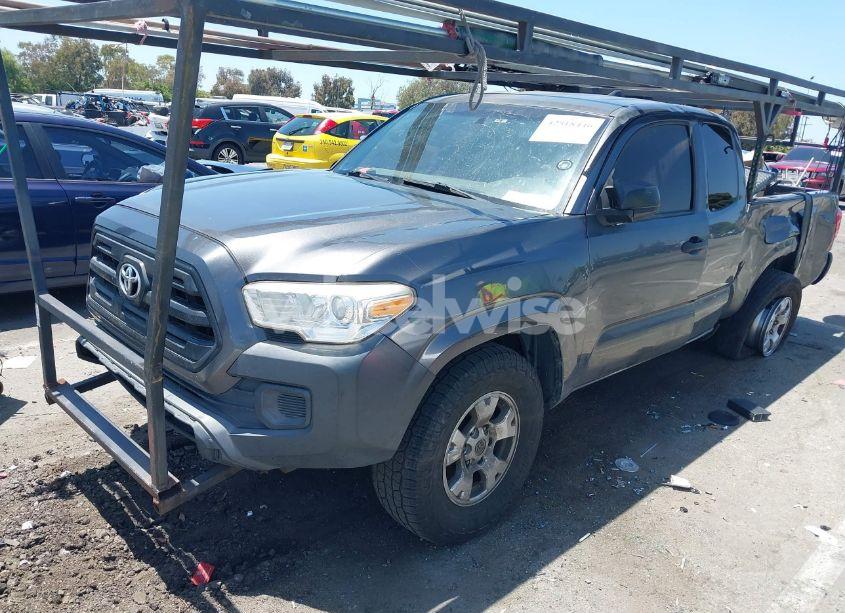 Photo 2 of 2016 Toyota Tacoma SR (VIN 5TFRX5GNXGX071855)