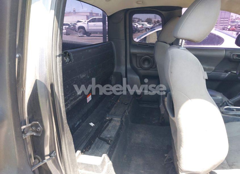 Photo 8 of 2016 Toyota Tacoma SR (VIN 5TFRX5GNXGX071855)