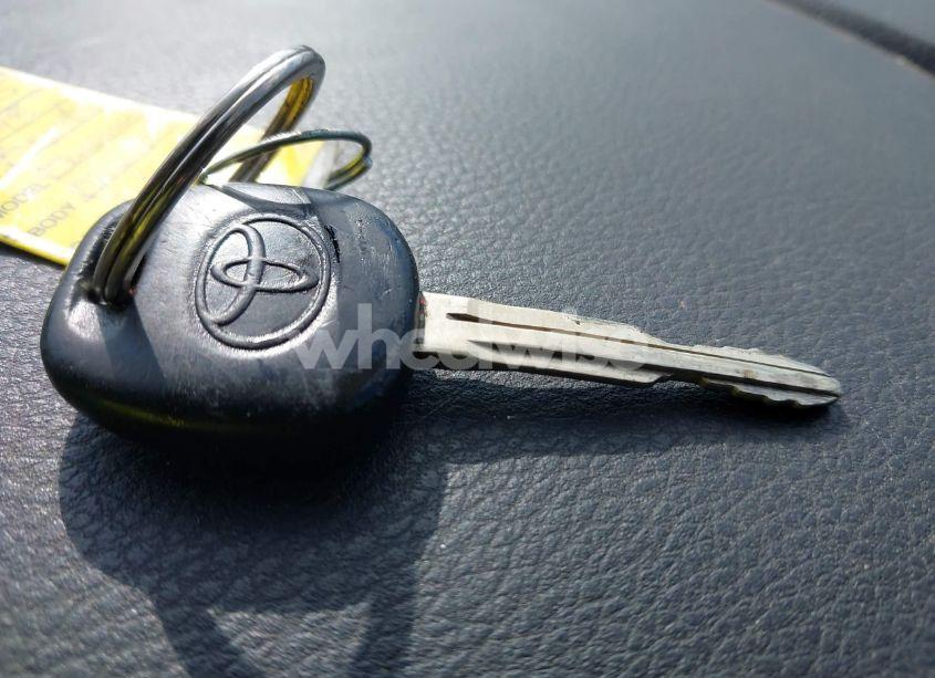 Photo 11 of 2018 Toyota Tacoma SR (VIN 5TFRX5GNXJX125176)