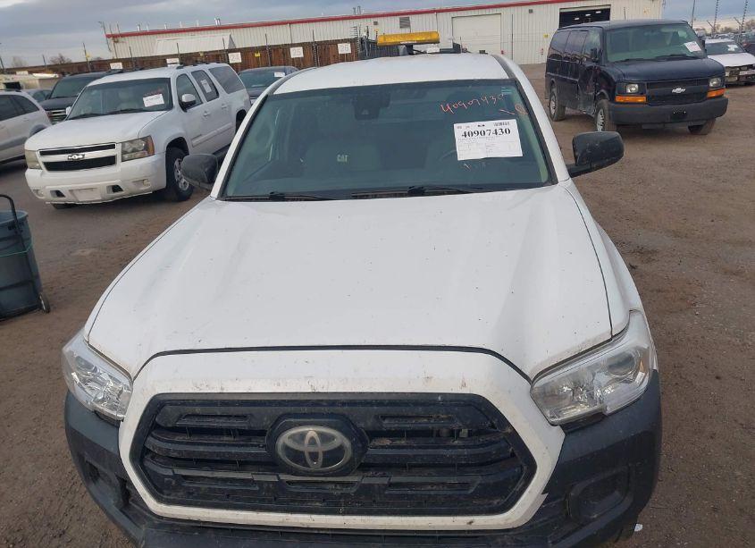 Photo 6 of 2019 Toyota Tacoma SR (VIN 5TFRX5GNXKX147793)