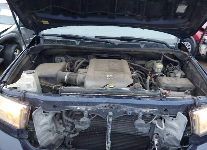 Photo 10 of 2010 Toyota Tundra GRADE 5.7L V8 (VIN 5TFRY5F10AX091308)