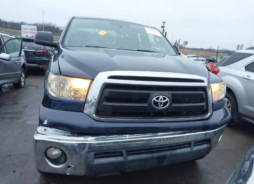 Photo 12 of 2010 Toyota Tundra GRADE 5.7L V8 (VIN 5TFRY5F10AX091308)