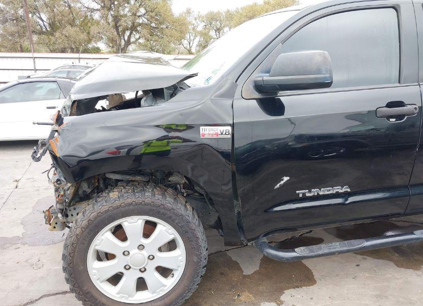 Photo 18 of 2010 Toyota Tundra GRADE 5.7L V8 (VIN 5TFRY5F10AX095455)