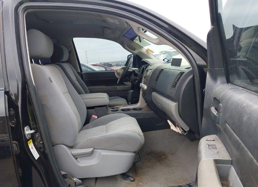 Photo 5 of 2010 Toyota Tundra GRADE 5.7L V8 (VIN 5TFRY5F10AX095455)