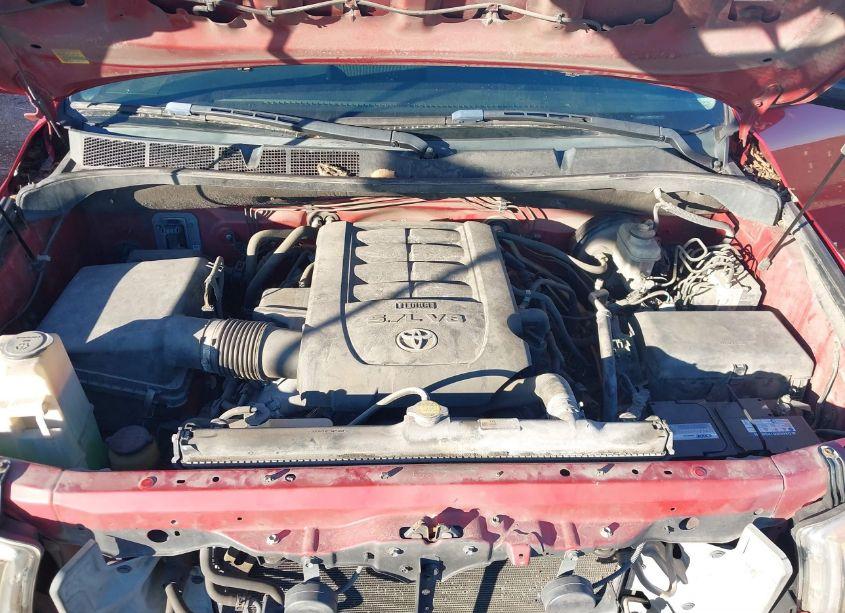 Photo 10 of 2011 Toyota Tundra GRADE 5.7L V8 (VIN 5TFRY5F10BX104303)
