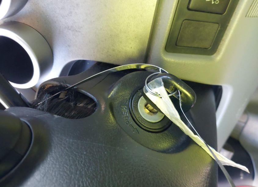 Photo 11 of 2011 Toyota Tundra GRADE 5.7L V8 (VIN 5TFRY5F10BX104303)