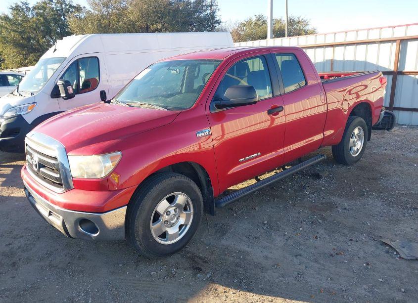 Photo 2 of 2011 Toyota Tundra GRADE 5.7L V8 (VIN 5TFRY5F10BX104303)