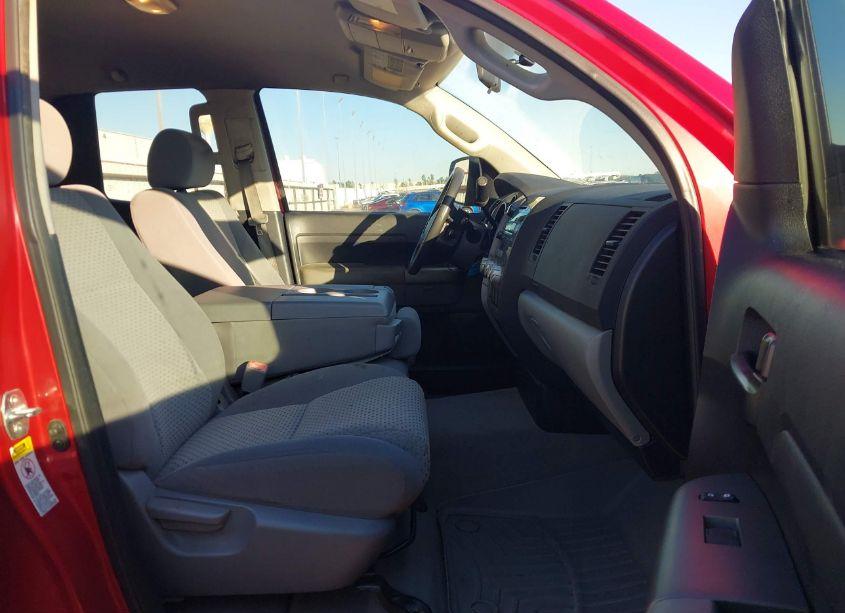 Photo 5 of 2011 Toyota Tundra GRADE 5.7L V8 (VIN 5TFRY5F10BX104303)