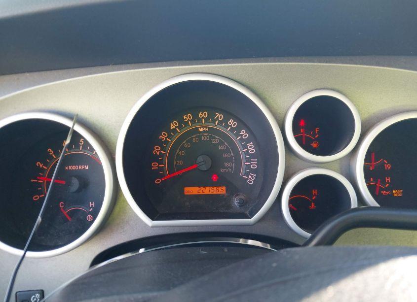 Photo 7 of 2011 Toyota Tundra GRADE 5.7L V8 (VIN 5TFRY5F10BX104303)