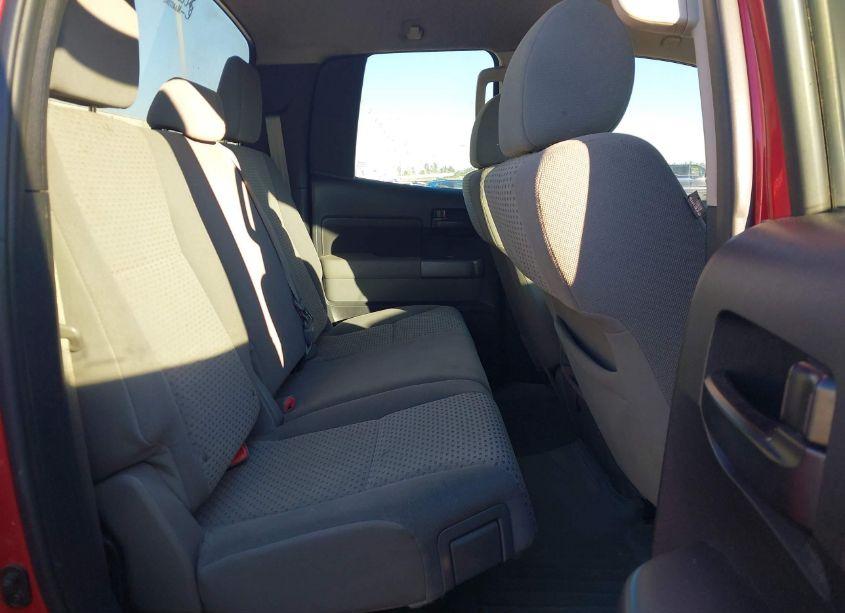 Photo 8 of 2011 Toyota Tundra GRADE 5.7L V8 (VIN 5TFRY5F10BX104303)