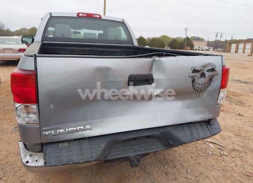 Photo 6 of 2012 Toyota Tundra GRADE 5.7L V8 (VIN 5TFRY5F10CX129770)
