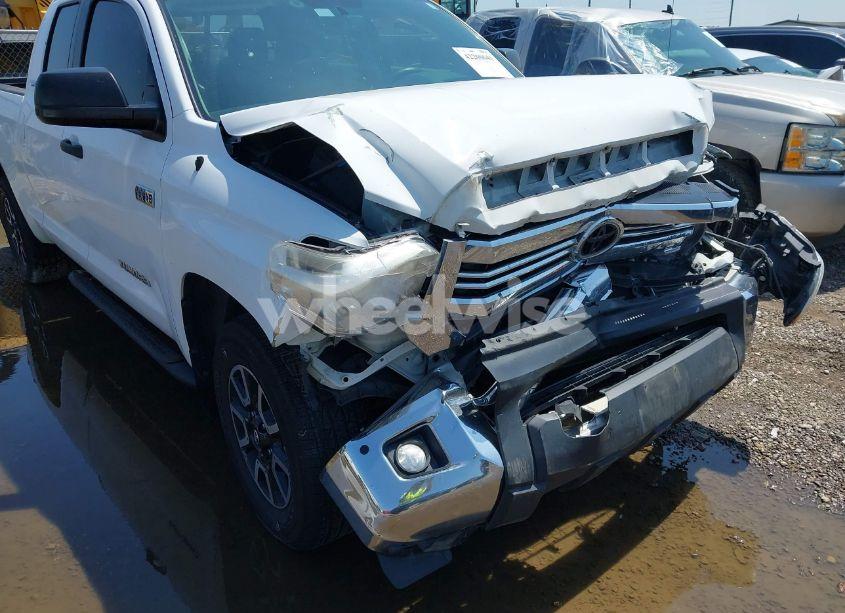 Photo 6 of 2017 Toyota Tundra SR5 5.7L V8 (VIN 5TFRY5F10HX213529)