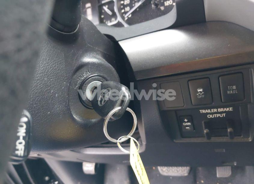 Photo 11 of 2019 Toyota Tundra SR5 5.7L V8 (VIN 5TFRY5F10KX253391)