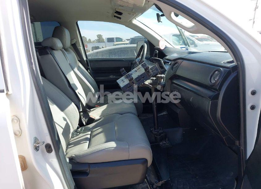 Photo 5 of 2021 Toyota Tundra SR (VIN 5TFRY5F10MX275281)