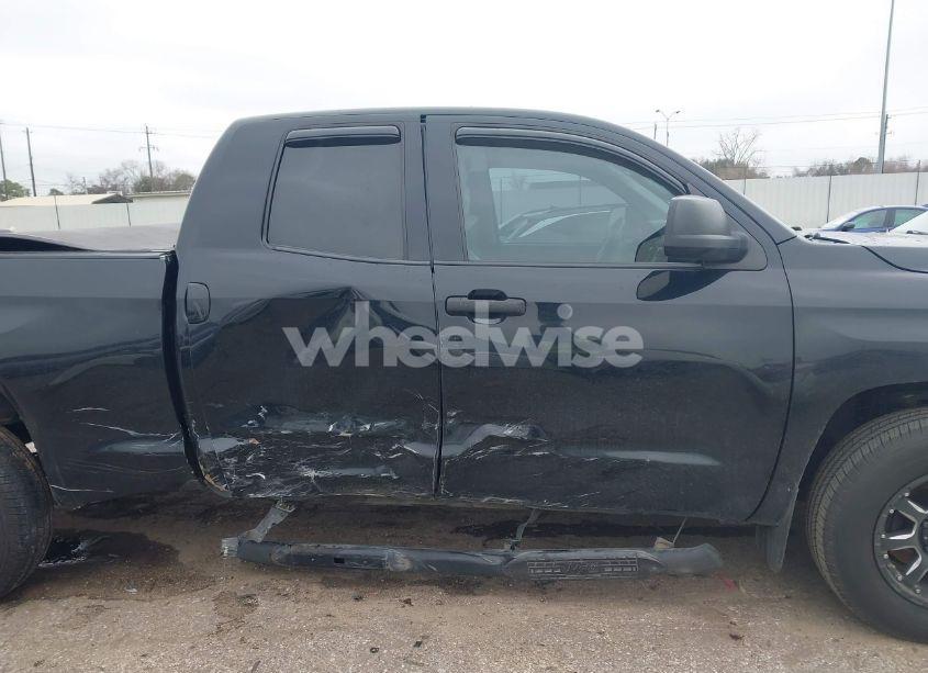 Photo 12 of 2021 Toyota Tundra SR (VIN 5TFRY5F10MX278729)